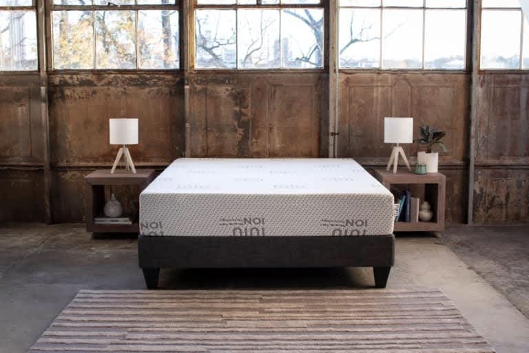 Best Mattress for Athletes - Best Mattress for Shoulder Pain - Lulu Original Mattress